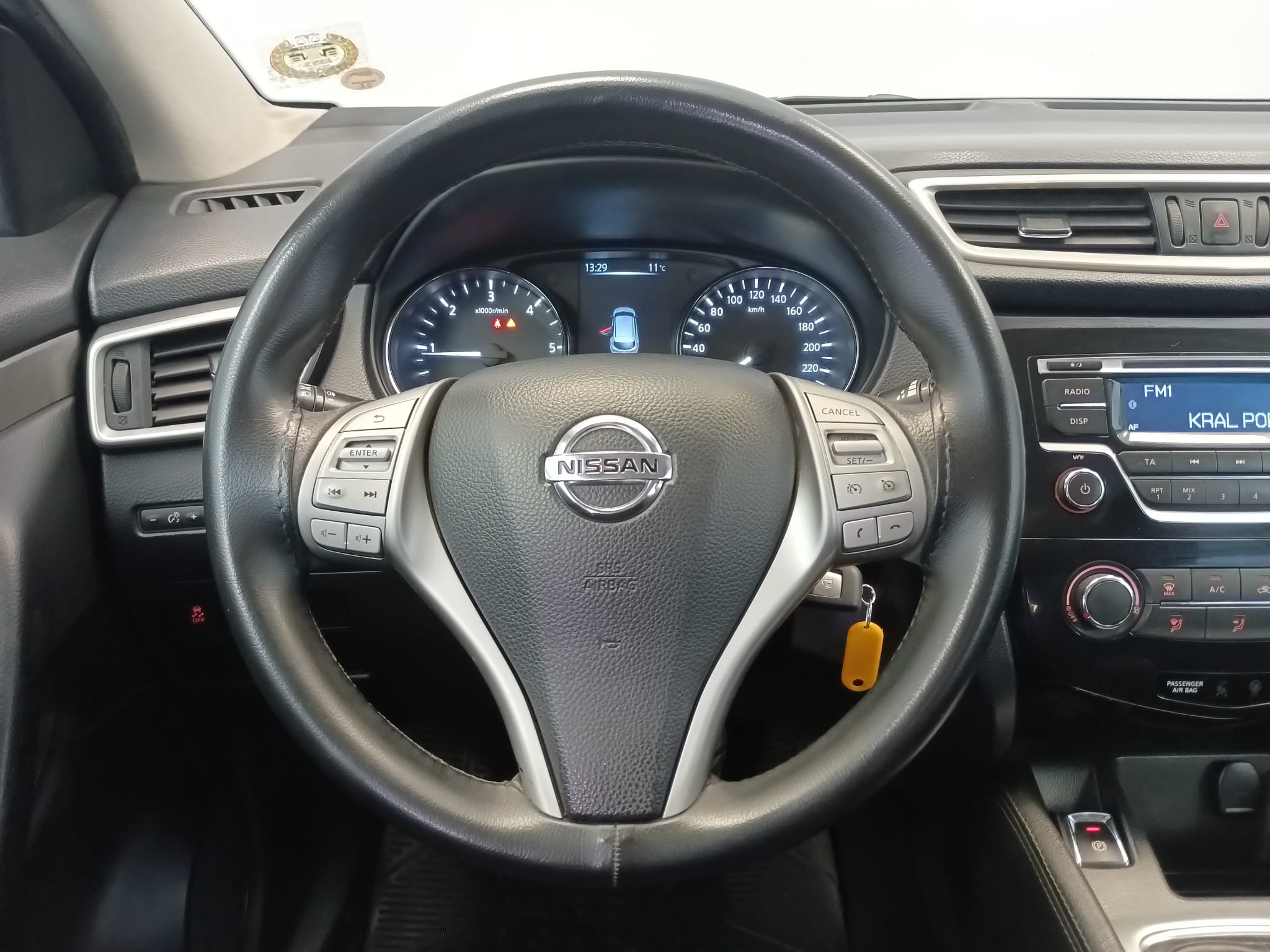 NISSAN QASHQAI 25